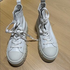 Chunky Zara Sneaker